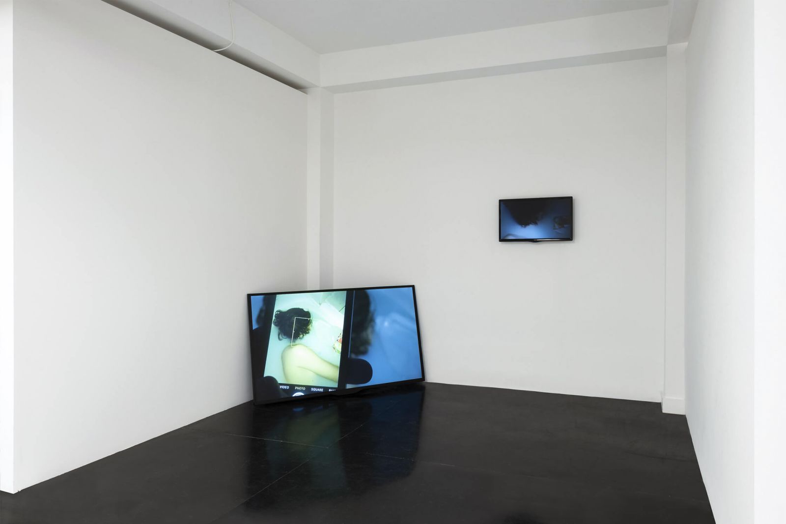 Overview of Vitamin D (2020) installation by Melle Nieling